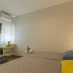 بيت ضيافة Hall Apart&rooms