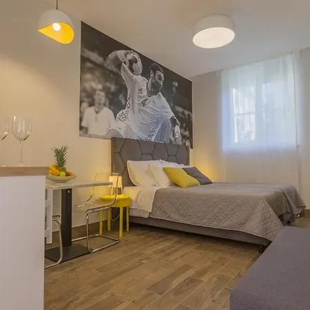 Hall Apart&rooms