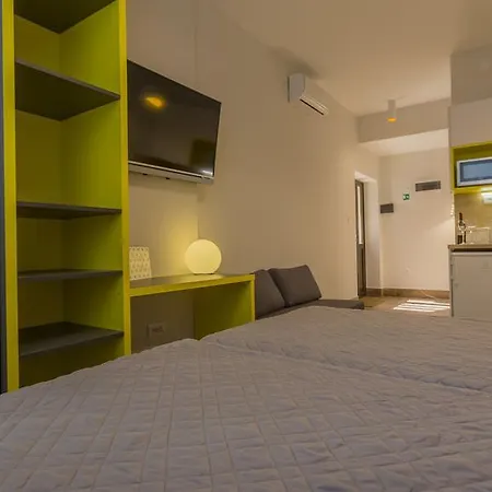 Hall Apart&rooms 4*