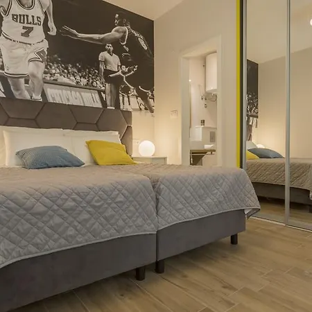Hall Apart&rooms *
